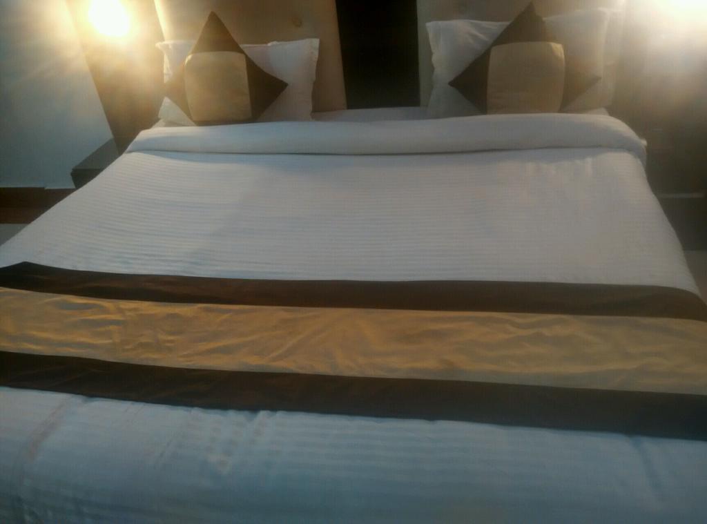 Hotel Taj Prince Agra  Dış mekan fotoğraf